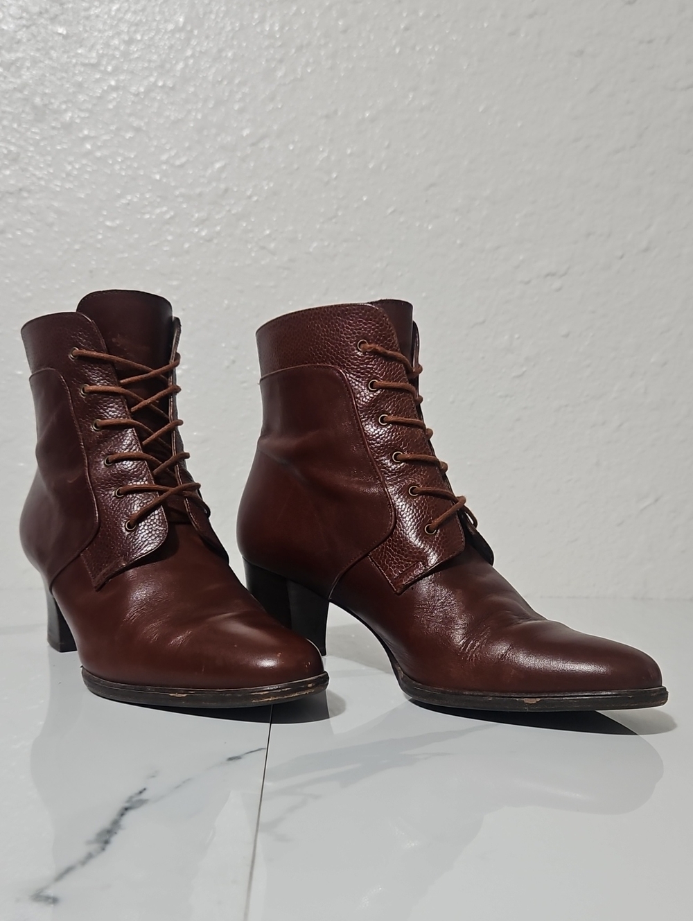 Vintage BALLY Italian Leather Lace Up Granny Boots Size 38.5 (US 8)